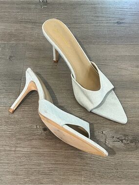 Lemonade Women's Pointed Toe Slide Heels in Blue Grey